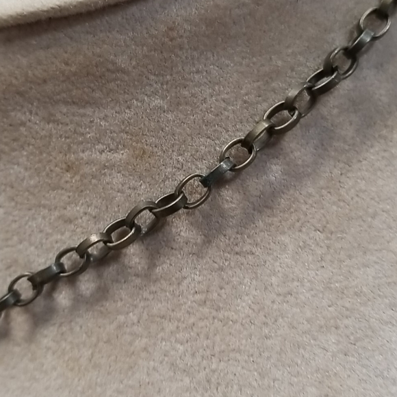 Trinket - Picture 3 of 3